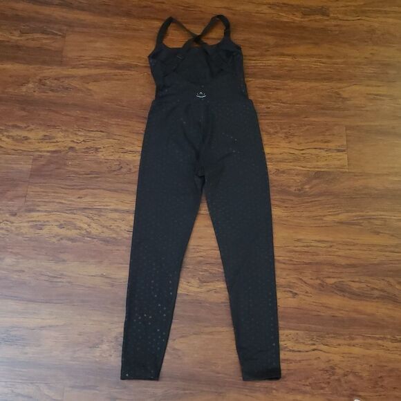 Beyond Yoga Shiny Black Heart Feminine Athleisure Bodycon Jumpsuit Size Small - Picture 6 of 7
